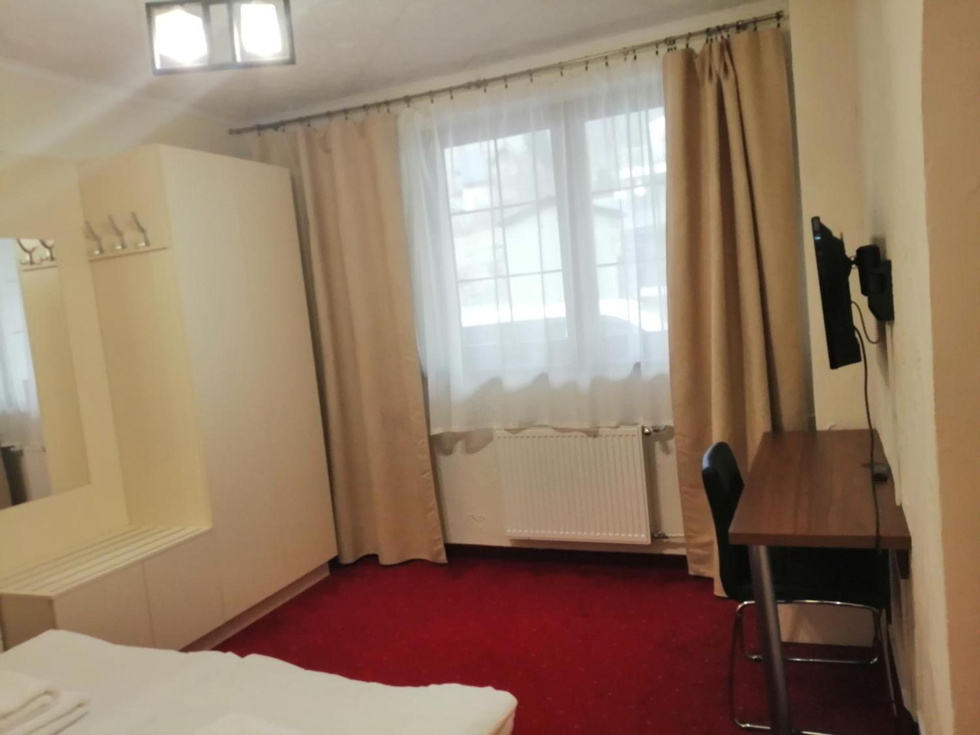 Hotel Kolorowa Karpacz Rom bilde